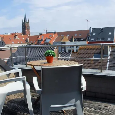 Penthouse With 2 Free Parking In Apartment *